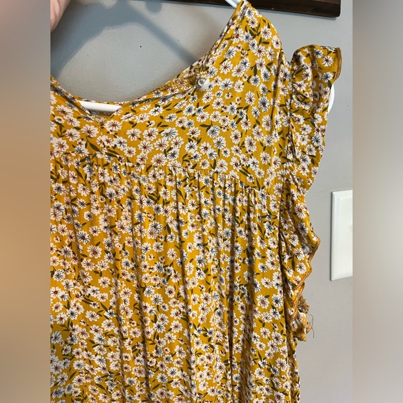 Dress - Picture 4 of 5